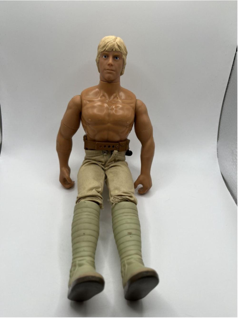 Vintage Hasbro 1992 LUKE SKYWALKER ACTION FIGURE GC No Shirt COLLECTION ITEM